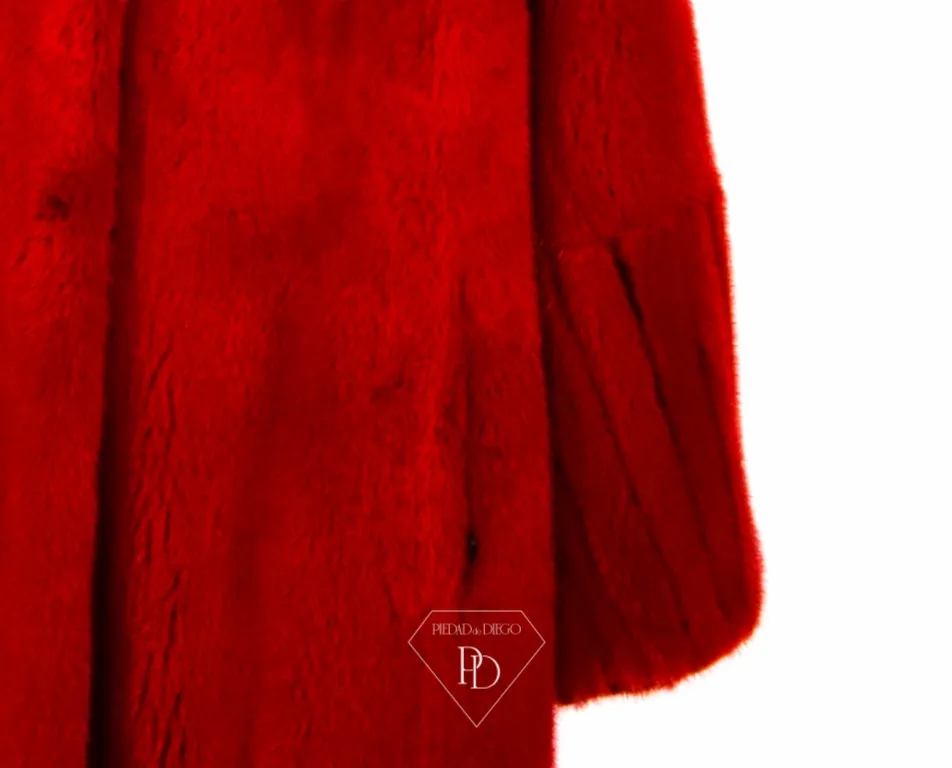 Abrigo Visón Rojo – Abrigo de piel de Visón Rojo – Ryana
