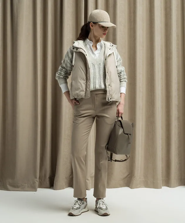 Brunello Cucinelli Beige pants with monil chain