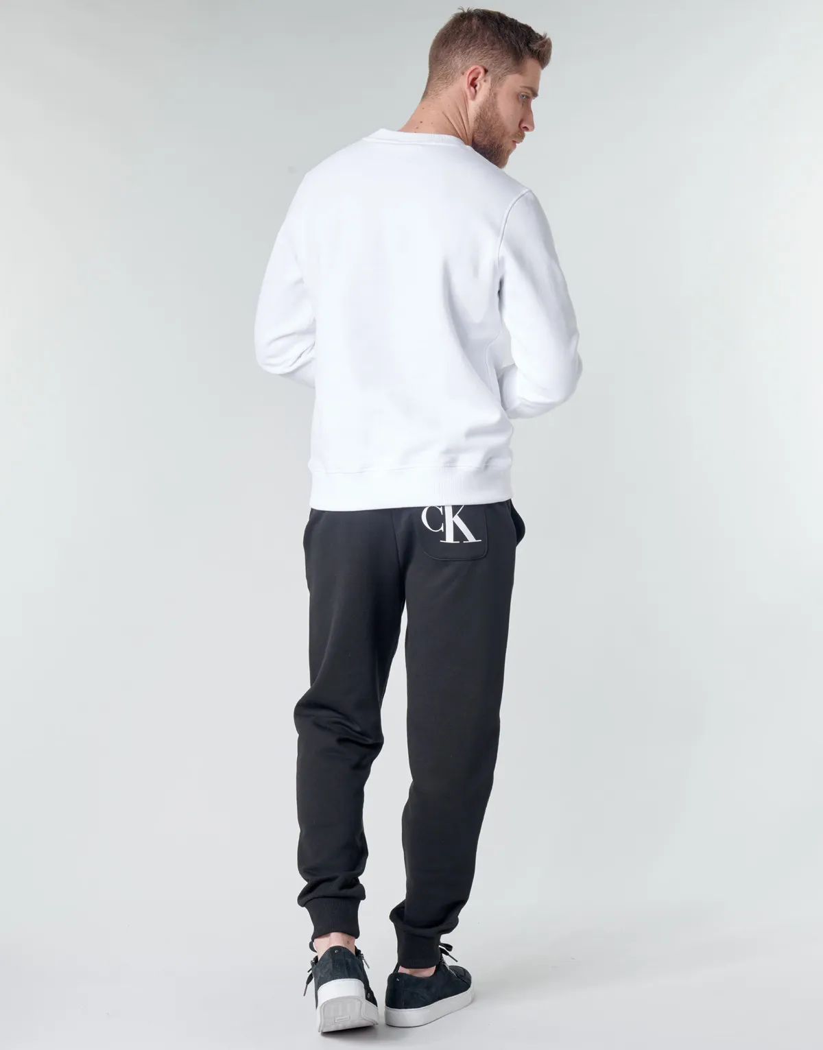 CK ESSENTIAL REG CN