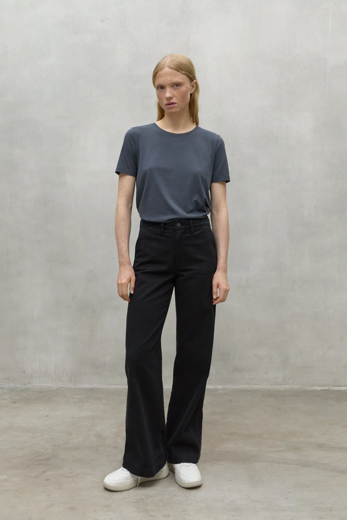 DARK GREY LAKE TSHIRT