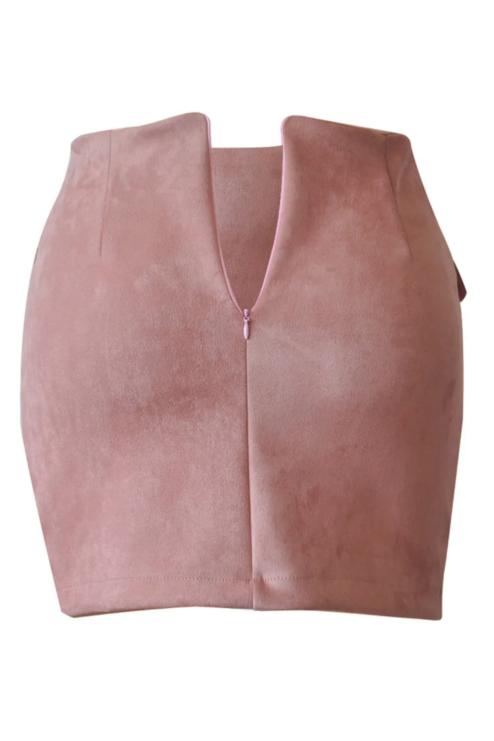 Falda corta rosa.