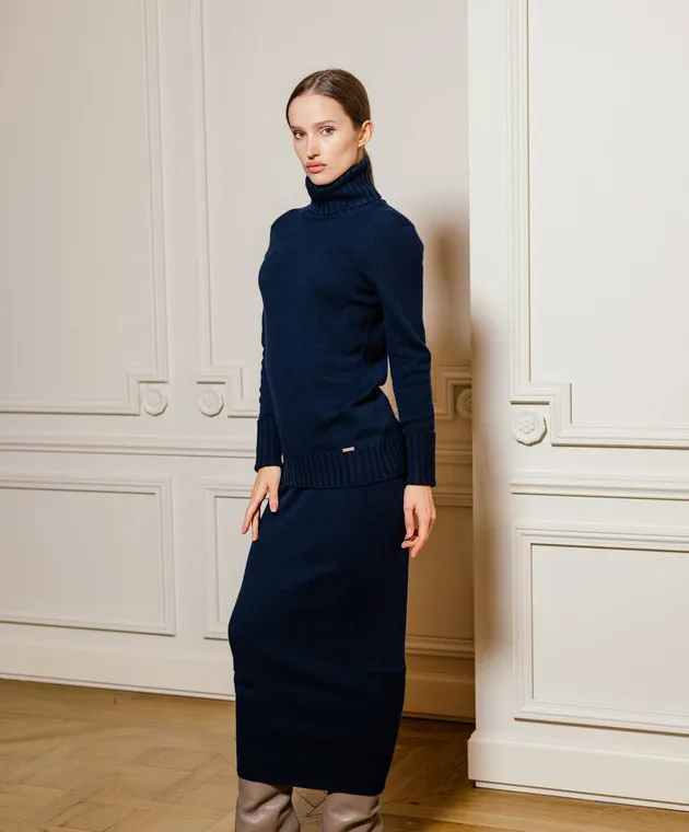 Kiton Blue cashmere skirt with logo