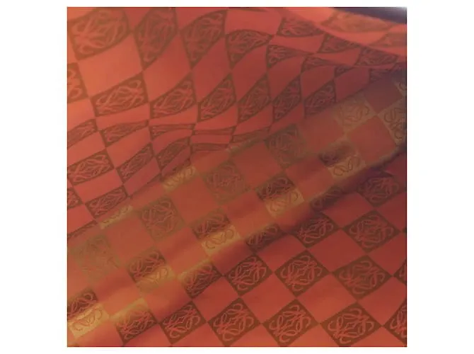 Loewe Castaño 