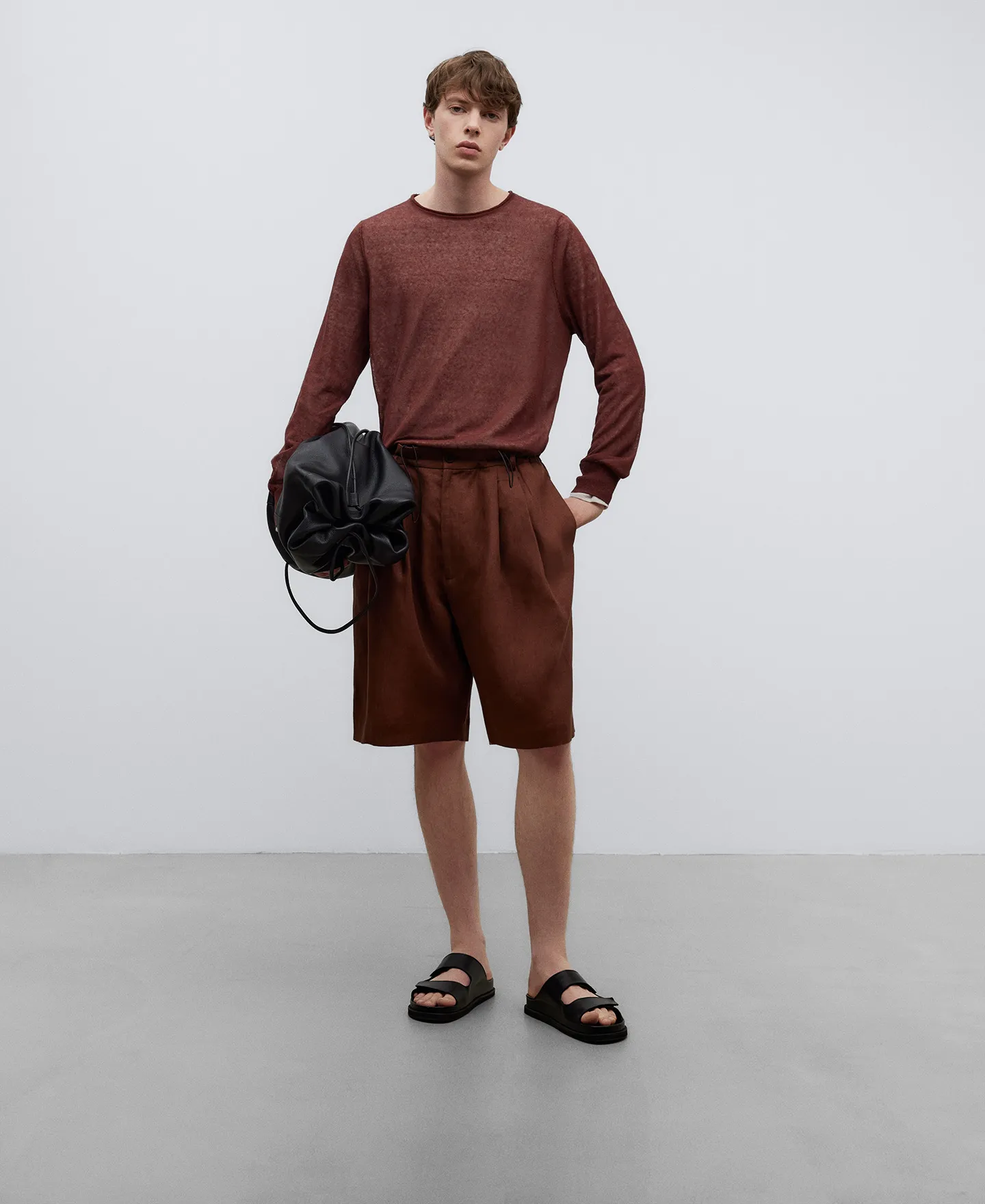 Marbled brown sweater man