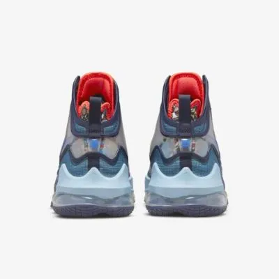 Nike LeBron 19