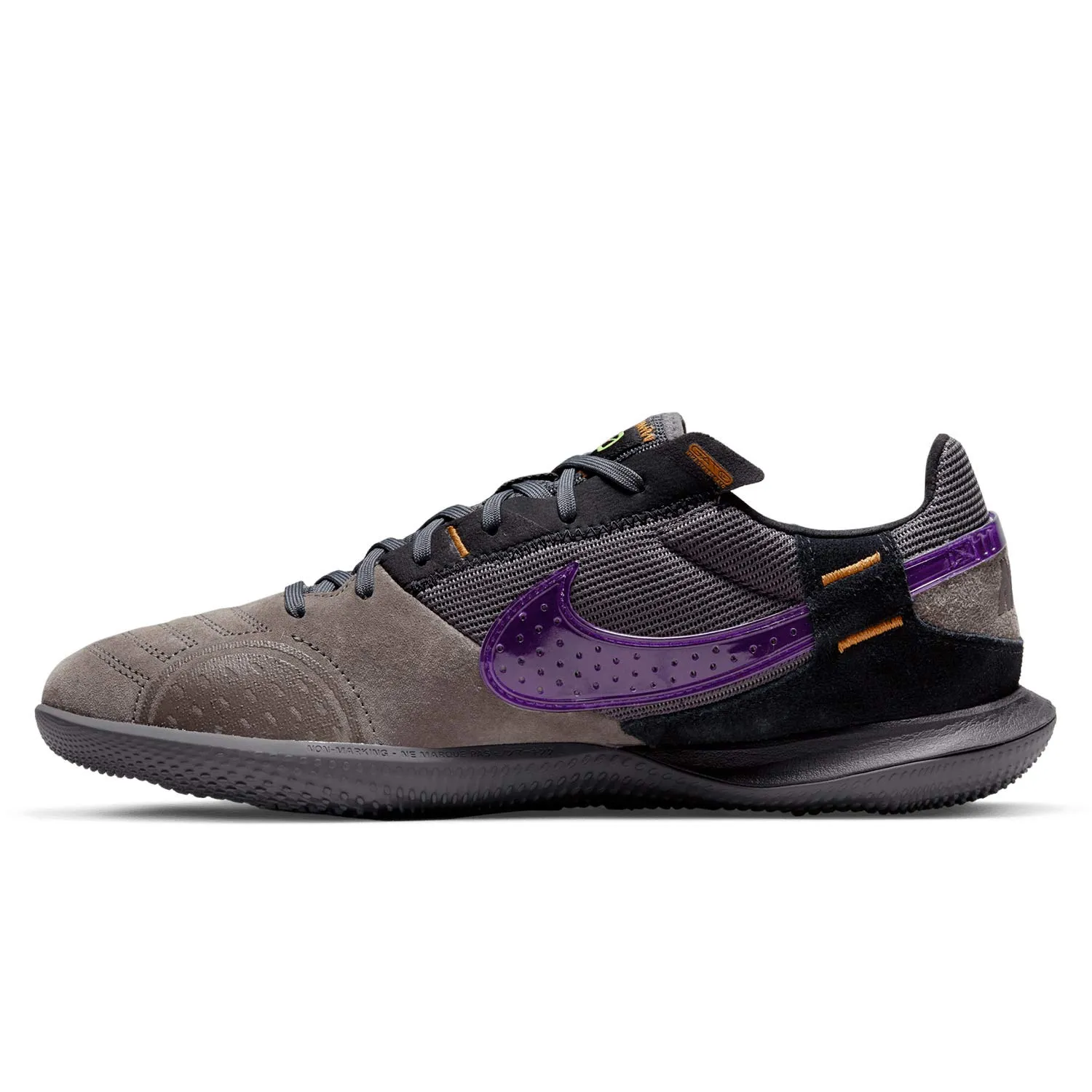 Nike Street Gato