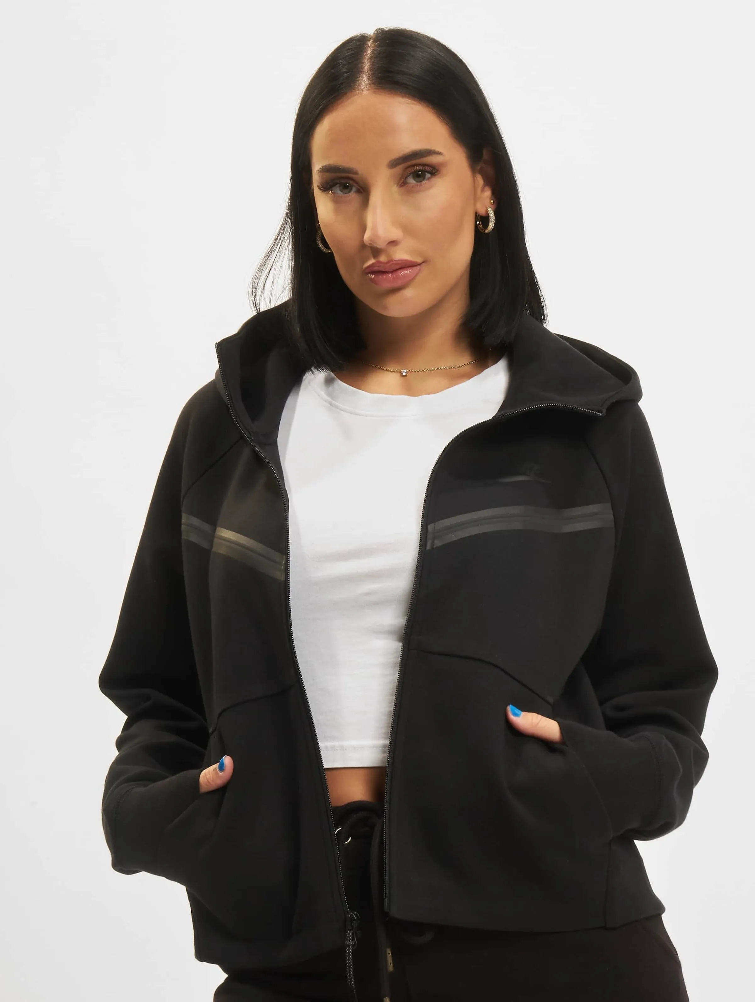 Nike Tech Fleece Essntl