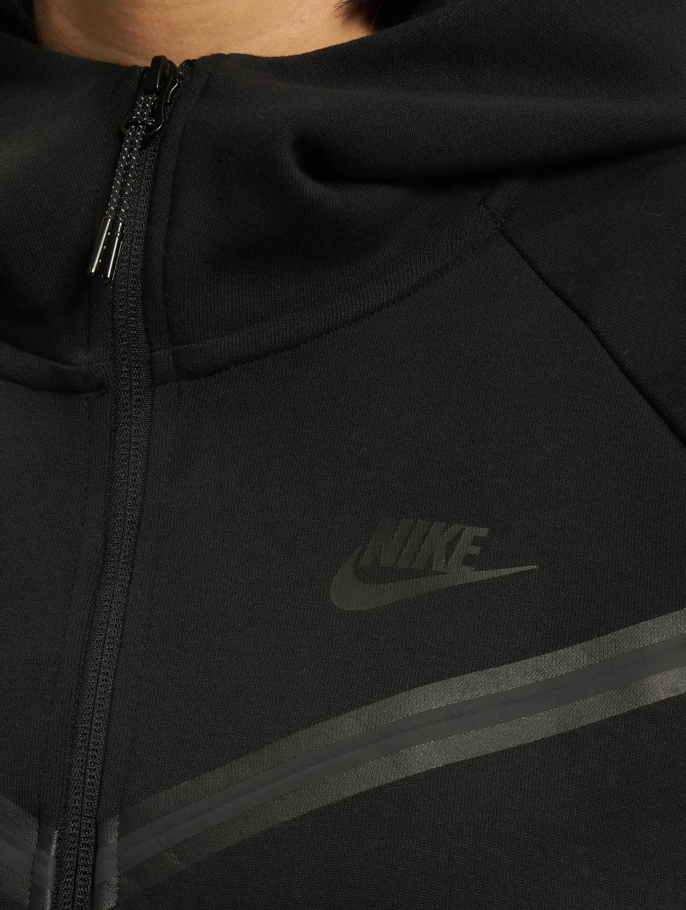Nike Tech Fleece Essntl
