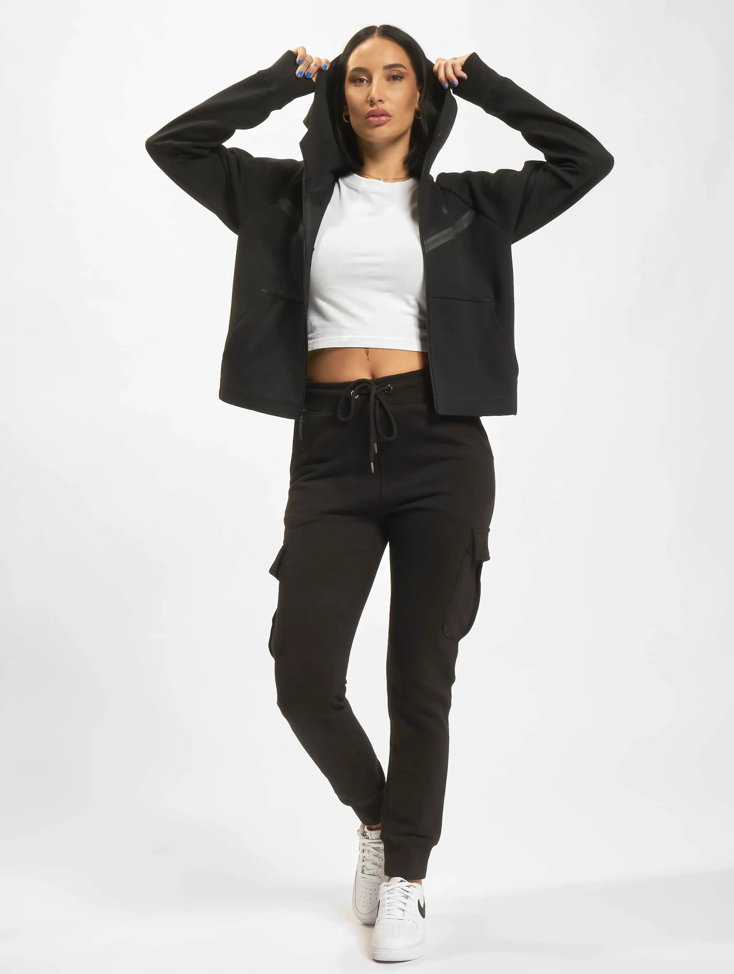 Nike Tech Fleece Essntl