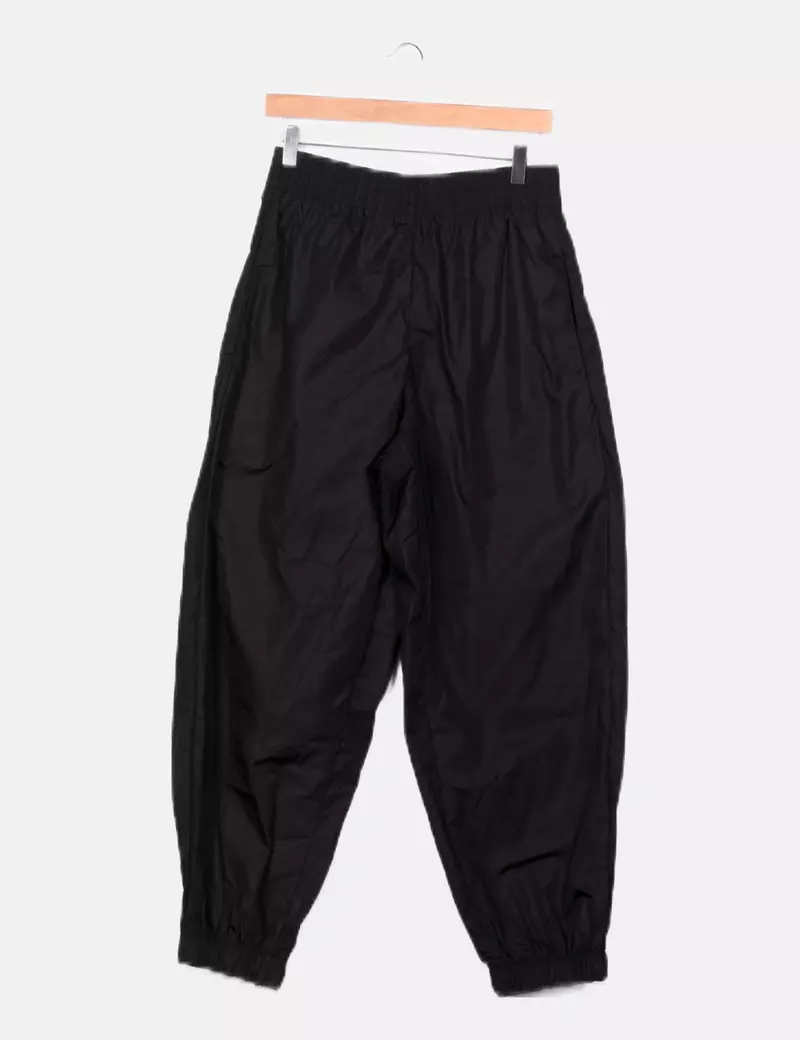 Oysho Jogger técnico negro