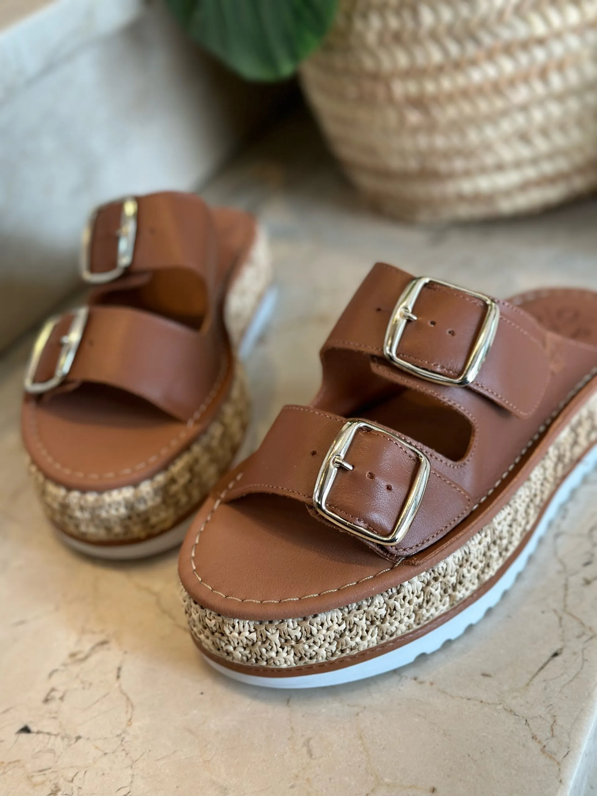 Sandalia Plataforma Popa Collao Camel