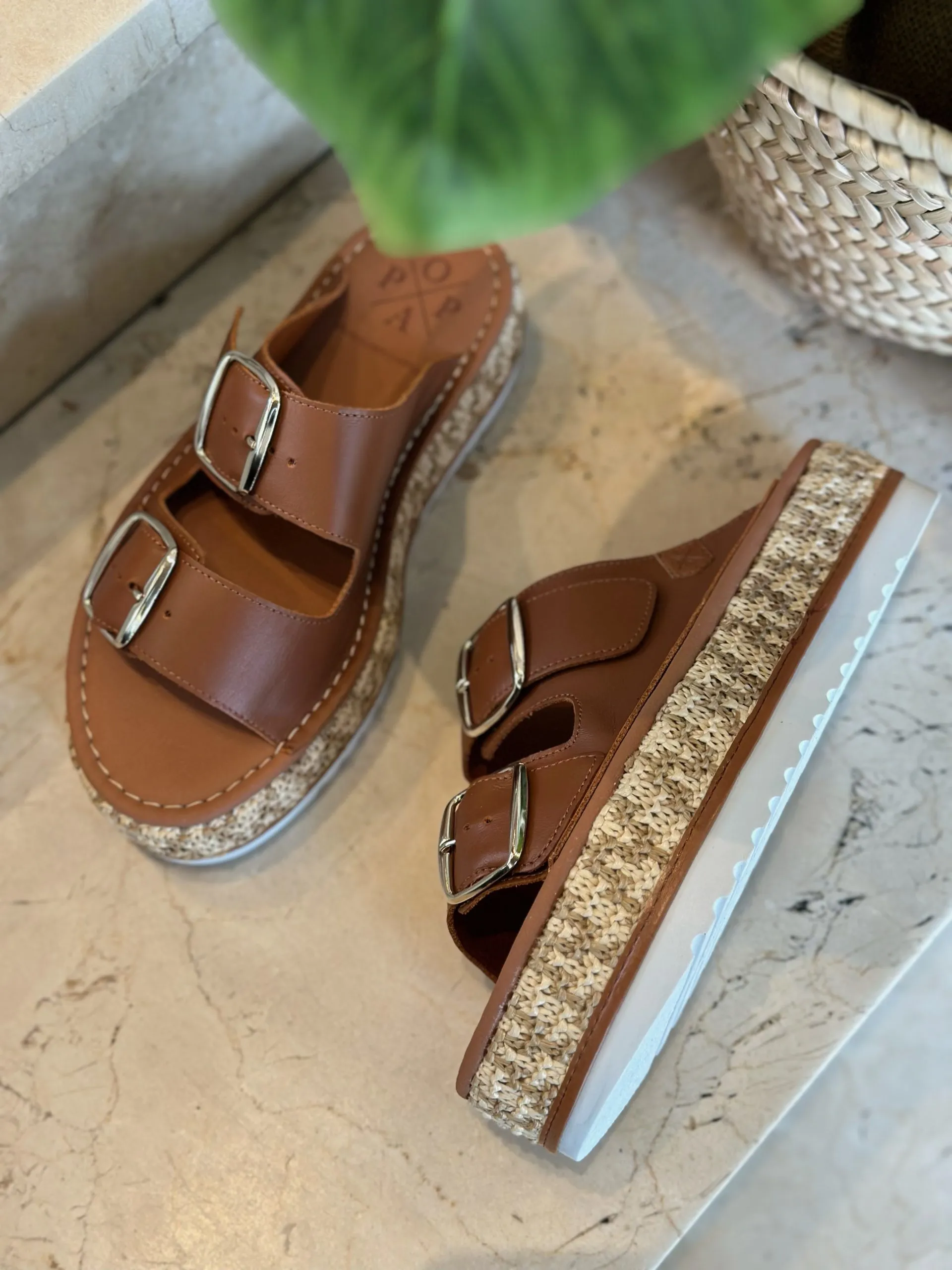 Sandalia Plataforma Popa Collao Camel