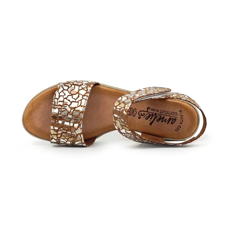 Sandalias Cuña Baja Mujer Piel Plantilla Acolchada Velcro 132 Cuero, de Amelie