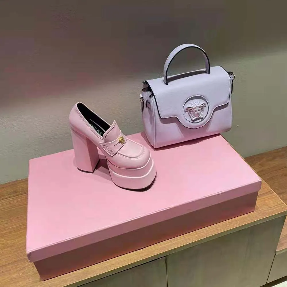 VERSACE MOCASINES CON PLATAFORMA INTRICO Y TACóN DE 15 CM DE ALTURAROSA