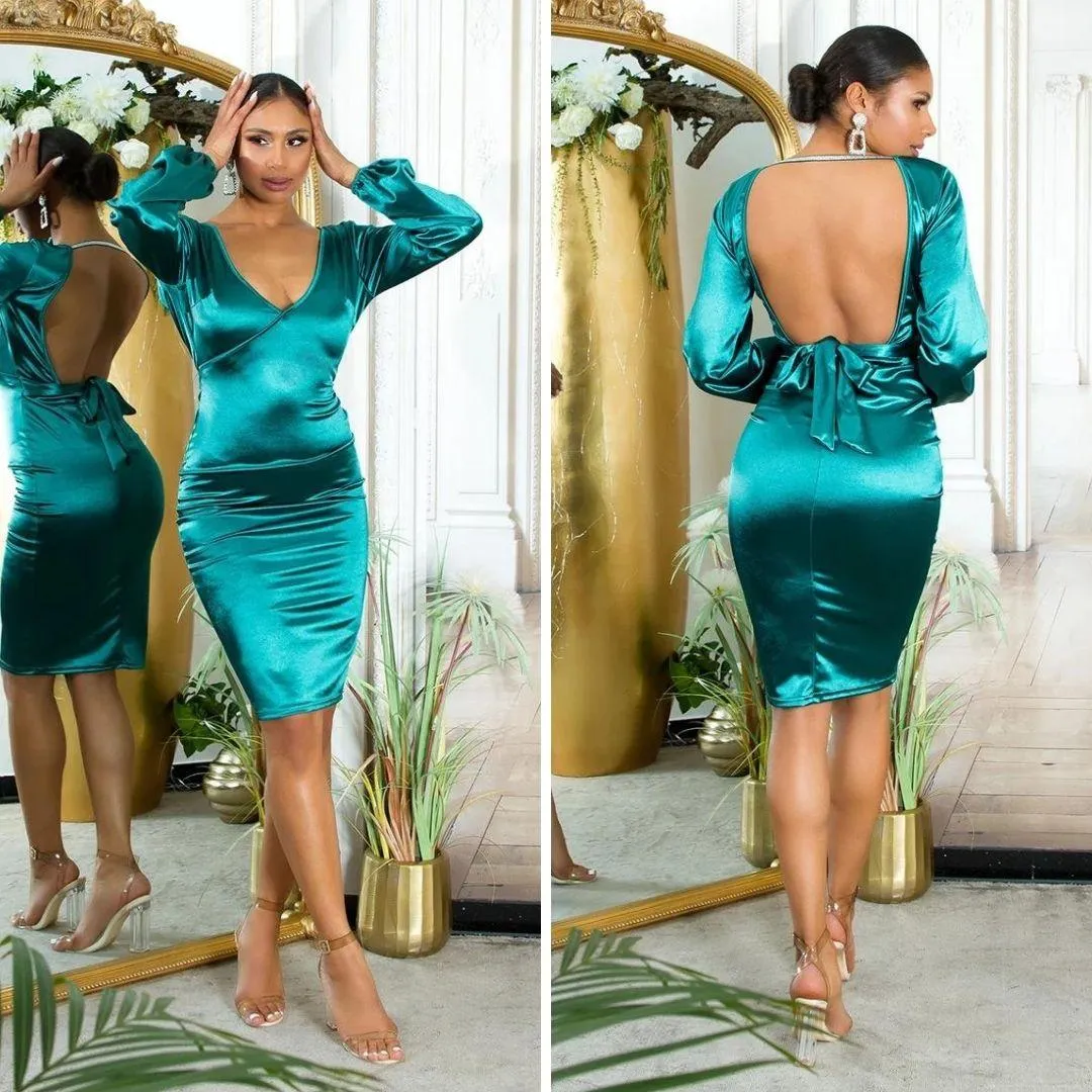 Vestido brillante y hermoso Verde