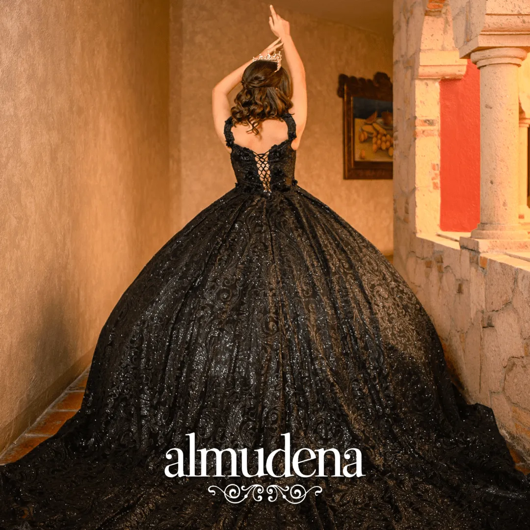 Vestido de XV Negro con Cauda de Gala