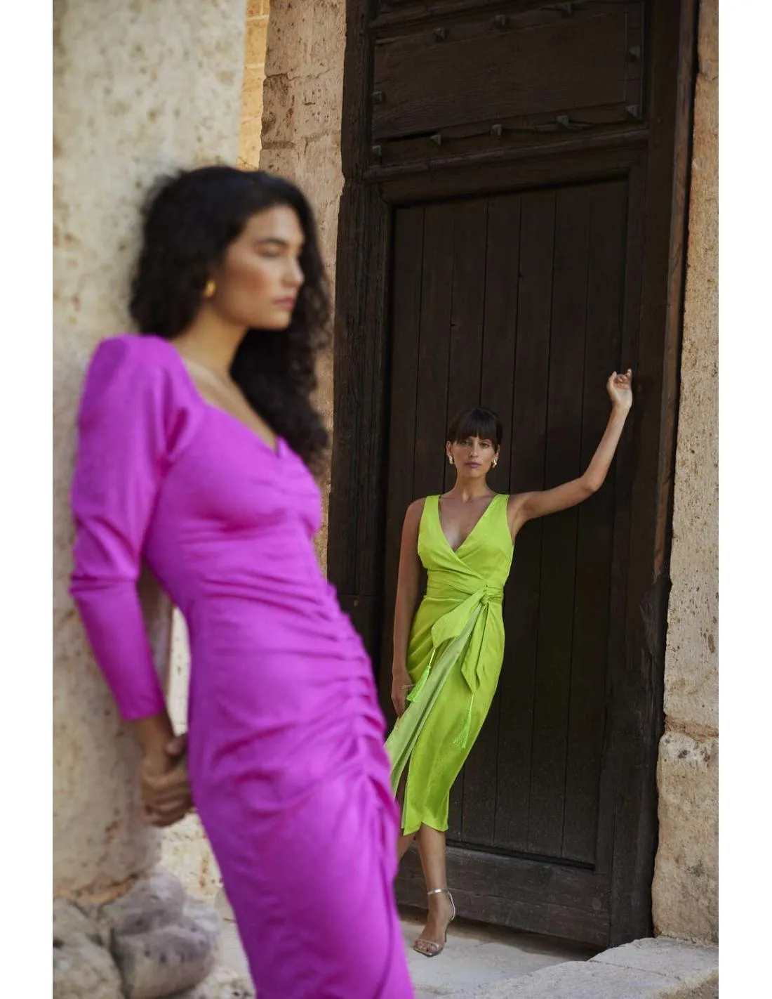 VESTIDO MIDI CON DRAPEADO MIOH MACARELLA
