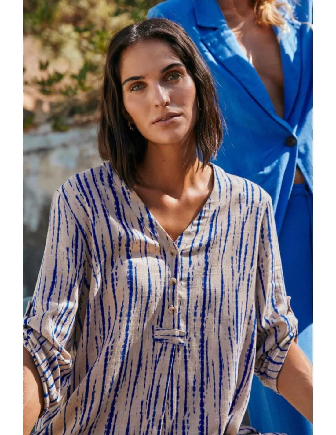 VESTIDO MIDI ESTAMPADO AZUL FREEQUENT LARIN