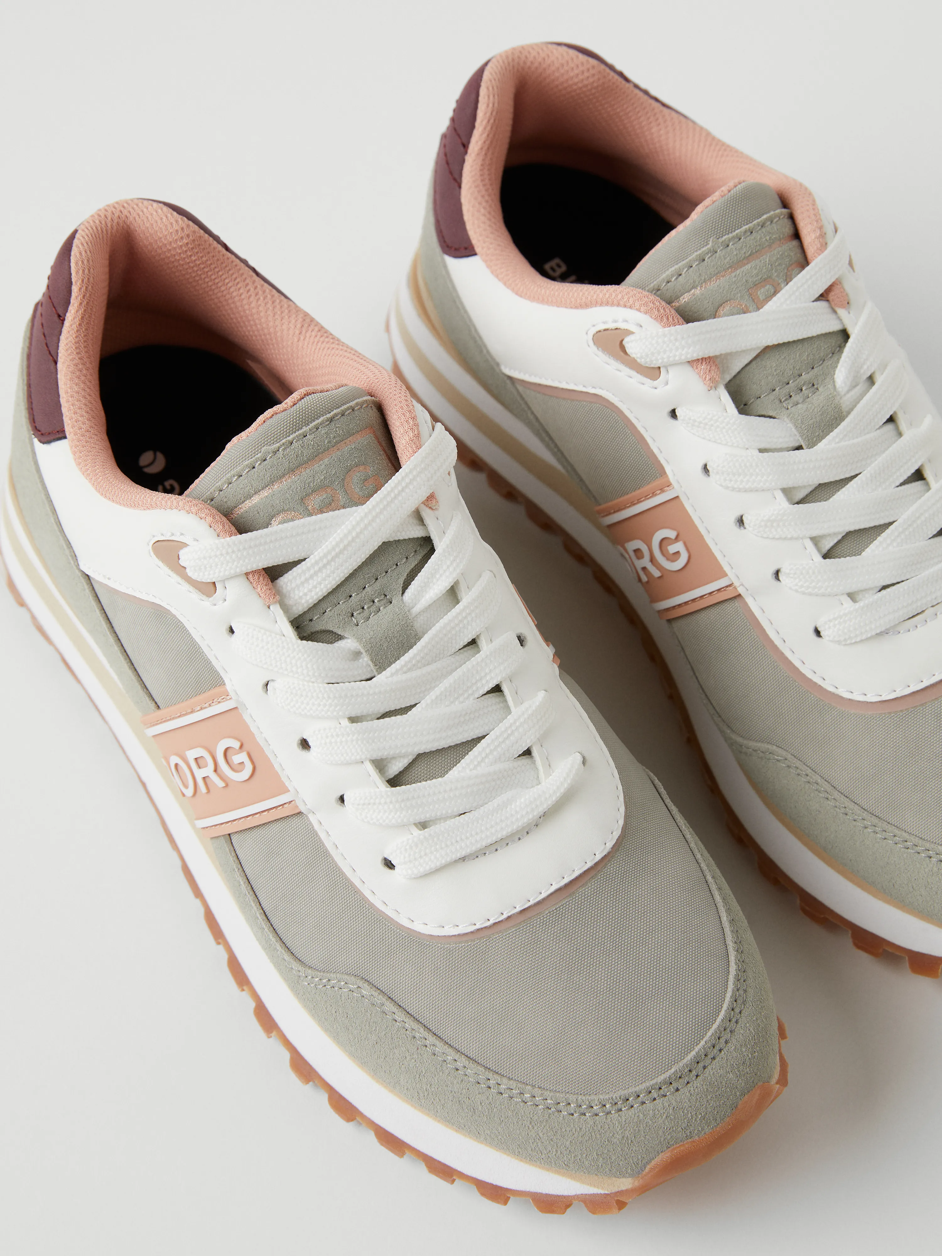 Women's Sneaker R2000 Cas