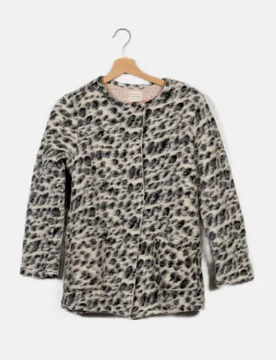 Zara Abrigo bicolor detalle borrego